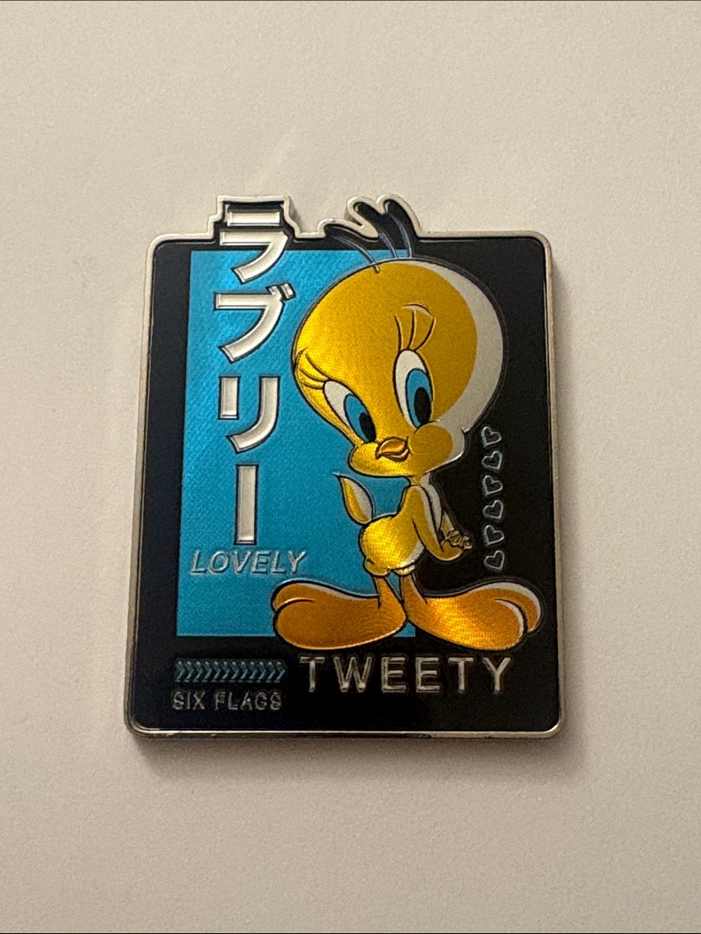 Tweety 'Lovely' SIX FLAGS MAGNET FRIDGE - Yellow & Blue
